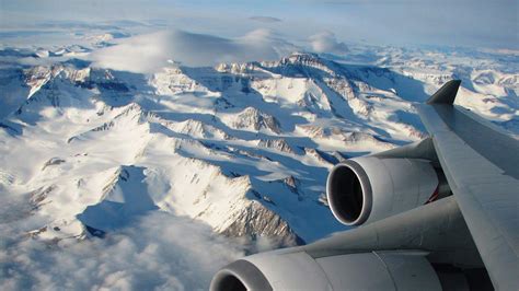 antarctica tours by plane